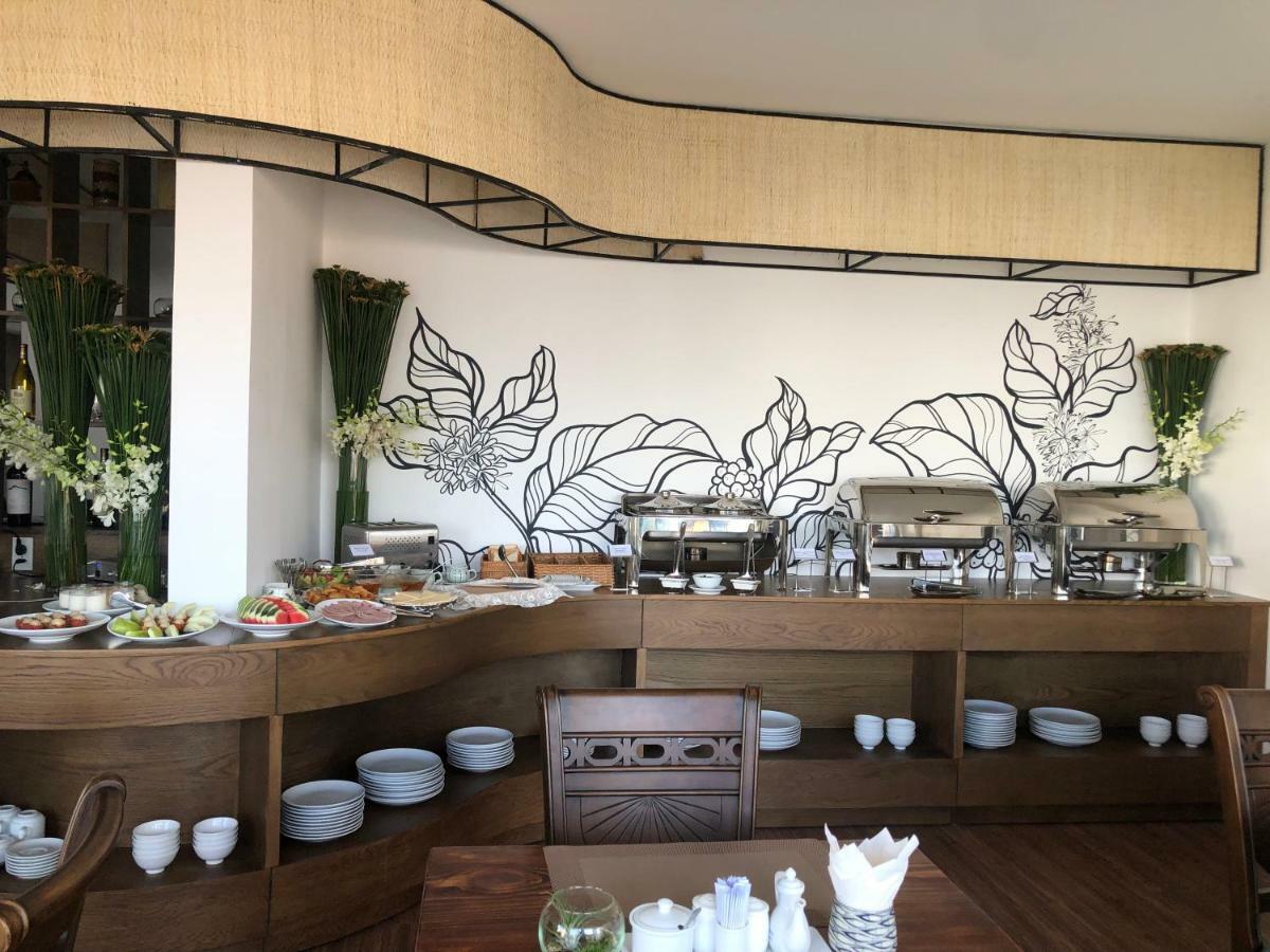 The Moka Hotel Ho Chi Minh City Bagian luar foto